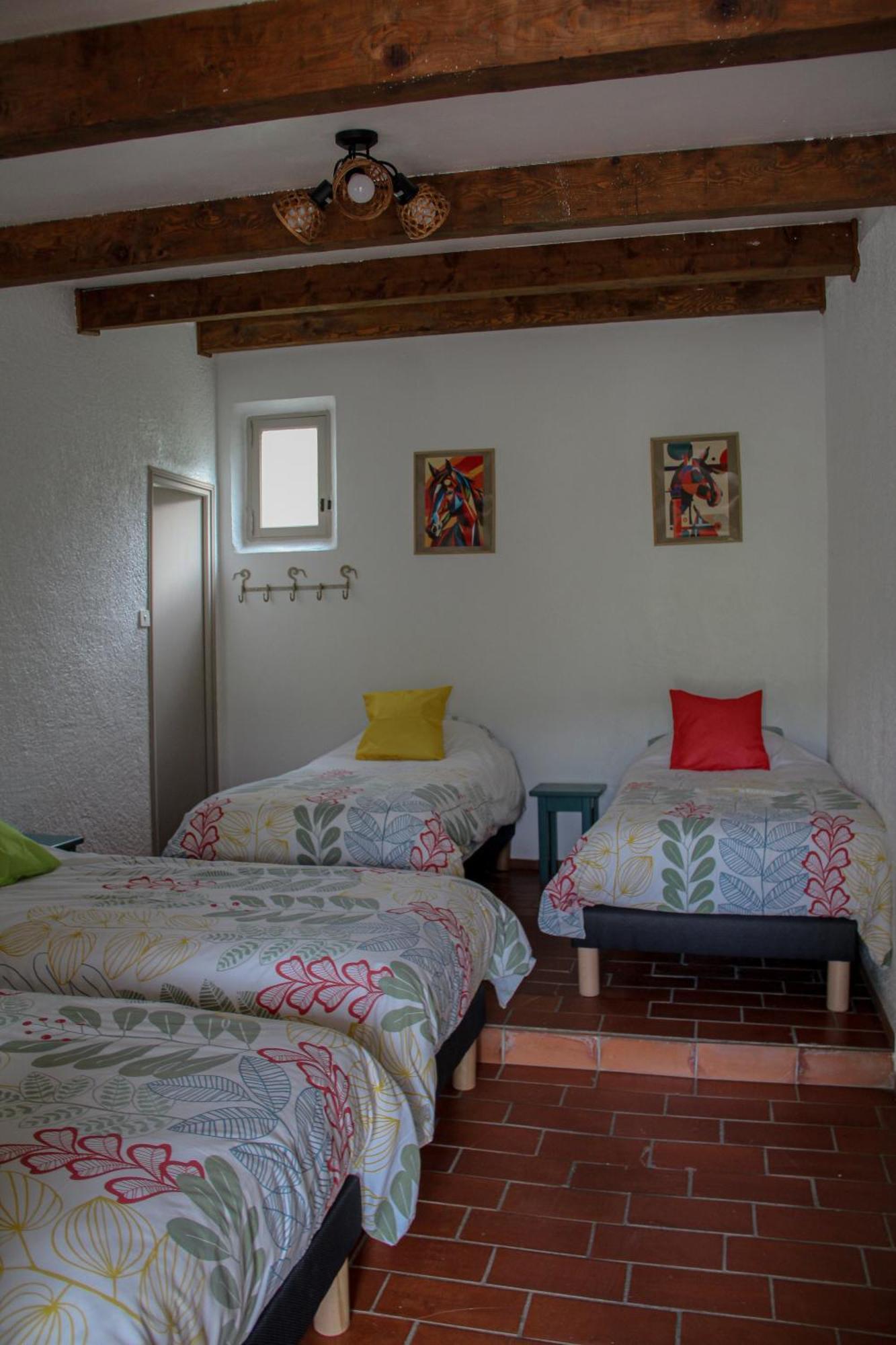 Les Ricoux Apartment Montfroc Luaran gambar