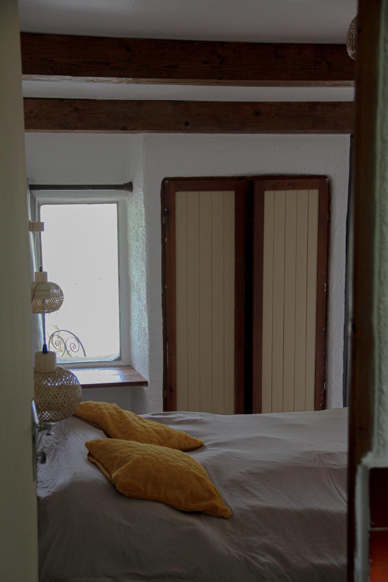 Les Ricoux Apartment Montfroc Luaran gambar
