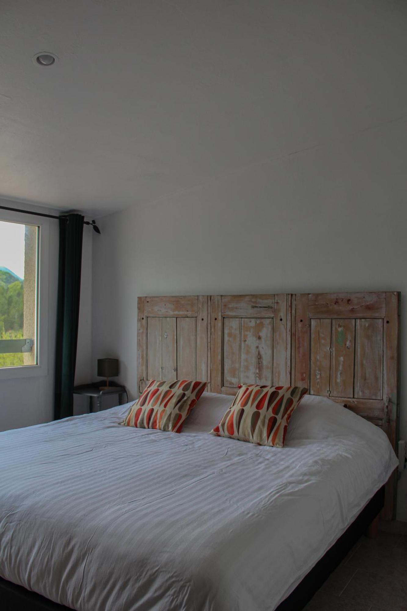 Les Ricoux Apartment Montfroc Luaran gambar